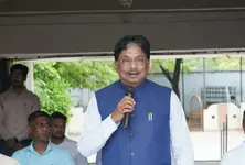 IAS officer writes Gujarat government schools in ‘pitiful’ condition; minister Rishikesh Patel replies