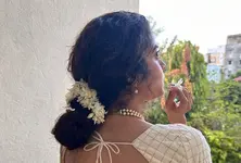 Back to basics: How sarees and gajra have become Gen-Z’s new penchant