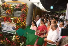 New MEMU with regenerative braking launched between Vadodara-Dahod