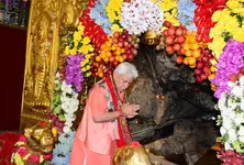 J&K lt gov launches ‘live darshan facility’ on Shri Mata Vaishno Devi Shrine Board’s website
