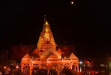 Gujarat temples reschedules timings due to lunar eclipse on Sharad Purnima