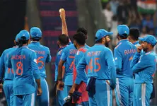 India humble Sri Lanka at Wankhede, reach Cricket World Cup semifinals