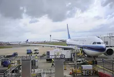 60% US-bound travellers from India are Gujaratis, yet no direct flights