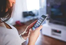 30 mins less social media use daily can make you happier, productive at work