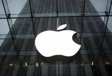 Centre refutes reports of India targeting Apple over phone hacking notifications