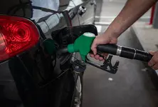 Govt likely to cut petrol, diesel prices ahead of Lok Sabha polls