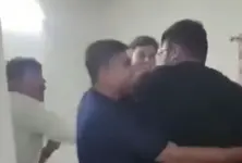 Who is PI RK Parmar seen among Kheda cops with liquor bottles in viral video?