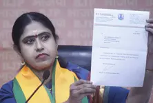 Tamil Nadu Congress MLA Vijayadharani joins BJP
