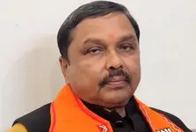 Double blow to BJP as Bhikhaji Thakor backs out after Ranjan Bhatt