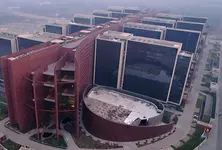 Stay on 300 shops at Surat Diamond Bourse over payment dispute: Guj HC