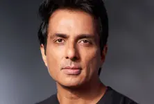 Sonu Sood comes down on cricket fans: ‘One day you cheer for them, next day you boo them’