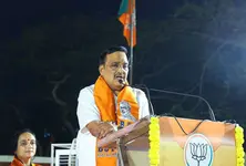 Navsari hosts key BJP meeting, CR Patil sets sights on LS victory