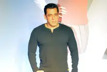 Duo on motorcycle opens fire near Salman Khan’s home