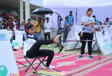 Sheetal Devi bags silver, gives world champion a scare