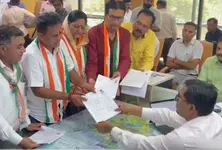 Congress leader Paresh Dhanani files nomination in Rajkot