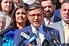 Hundreds of students arrested across US in surging pro-Palestine protests