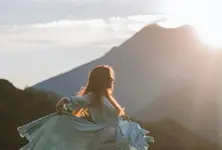 Chase the sun, not the damage: Smart skin care choices for summer