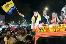 Mumbai SS-UBT candidate claims Gujarati society bars Marathi poll campaigns