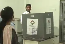 Andhra CM Jagan Mohan Reddy, TDP chief Chandrababu Naidu cast votes