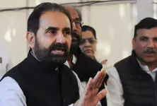 Contrary to exit polls, Congress confident about four seats in Gujarat