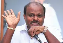 Ex-K’taka CM Kumaraswamy leads in Mandya