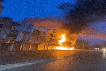 Fire breaks out in shops in Vadodara’s Raopura Main Road