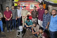 Drugs sold at ‘bhajiya’ stall in Surat, three nabbed