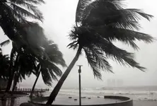 Typhoon Gaemi pounds Philippines, killing at least eight