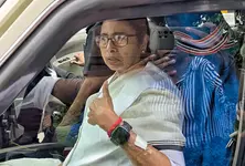 Mamata Banerjee walks out of Niti Aayog meeting alleging ‘insult’
