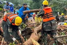 Wayanad landslide toll touches 344 with 206 missing, rescue op enters 5th day