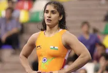 Paris Olympics: Vinesh advances to semifinals, beats Oksana 7-5