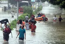 Nadiad receives heavy rain, low-lying areas flooded