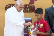 On Teachers’ day, Gujarat CM Bhupendra Patel contributes to Teachers’ Welfare Fund