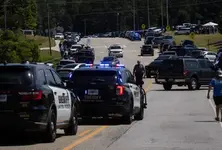 14-yr-old boy charged with murder in US school shooting