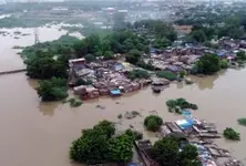 After flood fury, notices sent to encroachers along Vishwamitri River in Vadodara