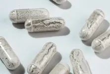 Vitamin capsules filled with starch, sold on Amazon