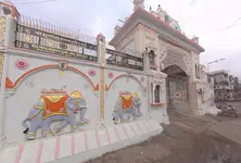 Gujarat HC rejects Wadi Swaminarayan priest’s bail plea in rape case