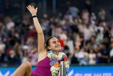 Sabalenka pips Swiatek to return to top in WTA rankings