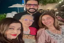 Aishwarya Rai clicks selfies with Abhishek Bachchan amid divorce rumours