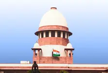 SC stays Lokpal decision on power to entertain complaint against HC judges