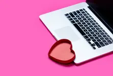 Ahmedabad man poses as police officer on matrimonial site sexually assaults robs 12 women