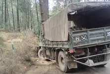 Indian Army vehicle attacked by terrorists in Jammu: Reports