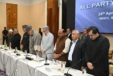 ‘Fully support Centre, commend Kashmiris for supporting tourists’: J&K all party meeting resolution