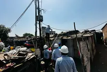 Ahmedabad authorities disconnect power of illegal Bangladeshi households in Chandola