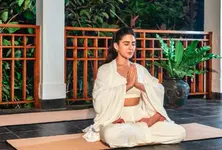 Sara Ali Khan shares her go to routine to depuff her face and glow at a wedding