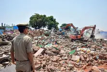 2.5 lakh sq meters encroachments targeted in Chandola Lake demolition drive