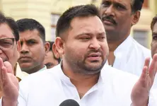 Narrow escape for Tejashwi as truck rams into RJD leader's convoy three security personnel injured