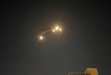 Iran launches new wave of missile attacks on Israel