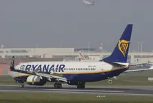 Ryanair London-Greece flight’s winglet hits fence during taxiing, no injuries reported