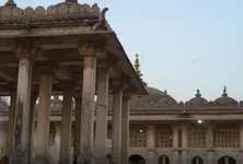 Copper-brass urn stolen from historic Sarkhej Roja dargah dome